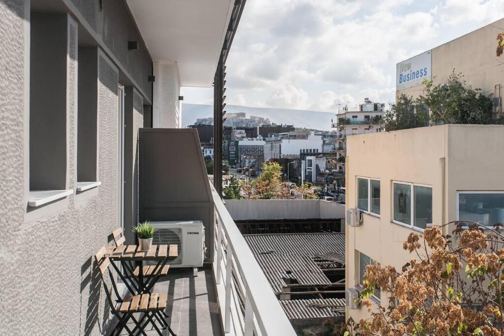 Apartment In Keramikos, Афіни Екстер'єр фото