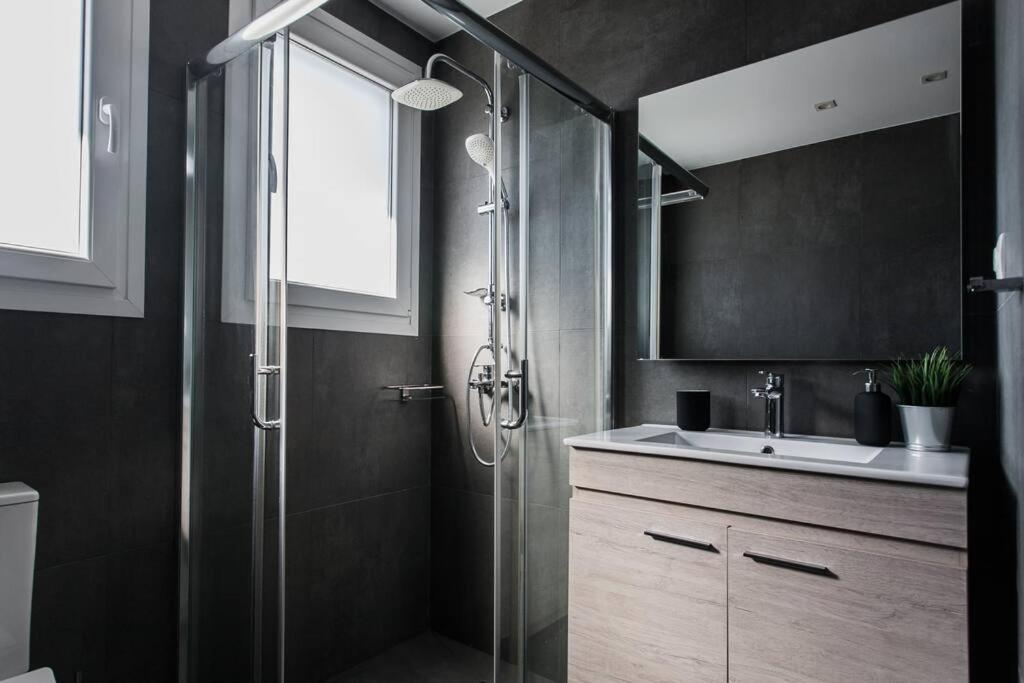 Apartment In Keramikos, Афіни Екстер'єр фото